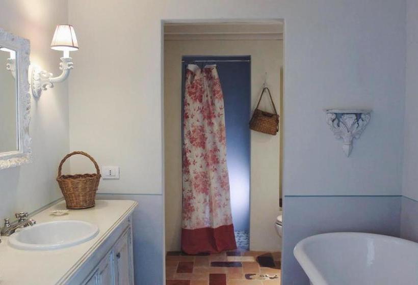 بنسيون Private Room In Small Medieval Borgo