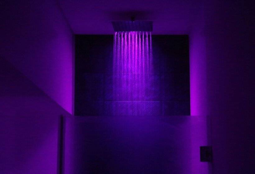 بنسيون Quattro Canti Suites