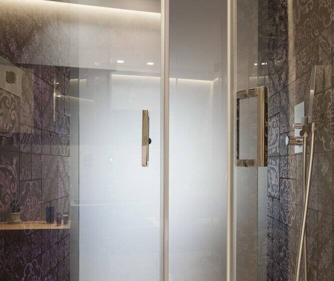 بنسيون Quattro Canti Suites