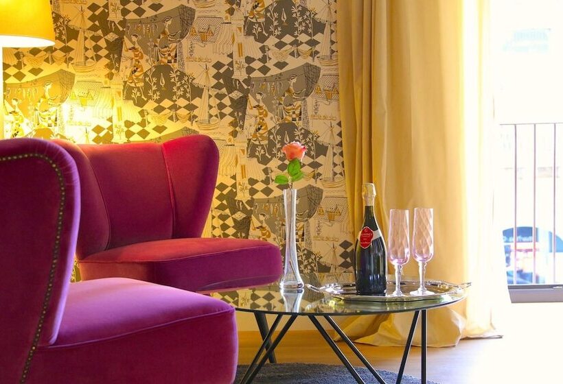 بنسيون Quattro Canti Suites