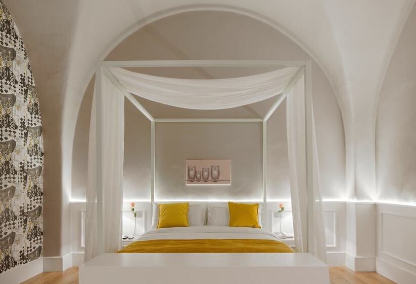 بنسيون Quattro Canti Suites