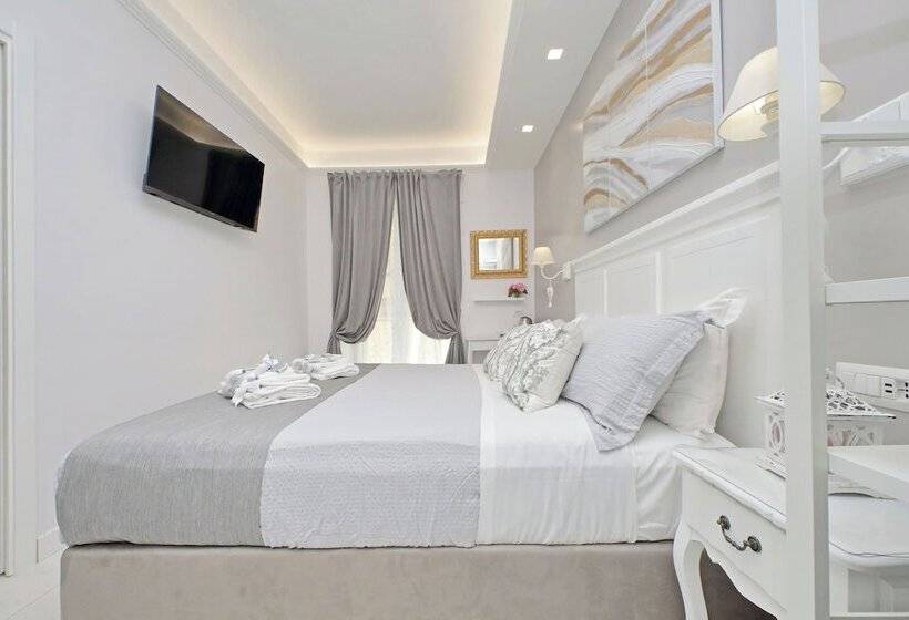 פנסיון Roman Holiday Charming