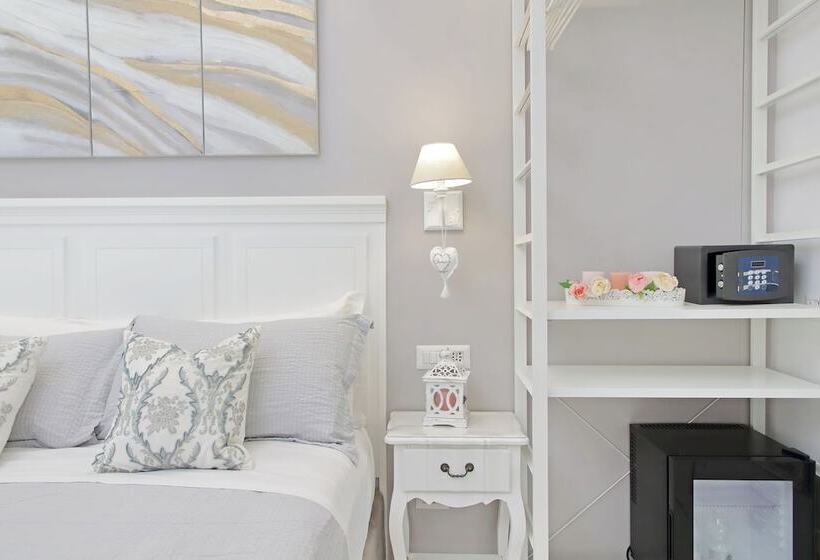 פנסיון Roman Holiday Charming