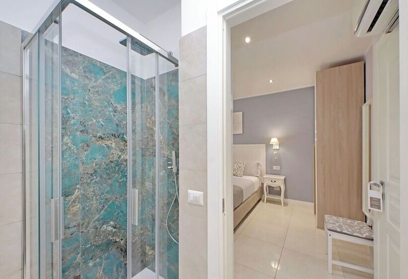 פנסיון Roman Holiday Charming