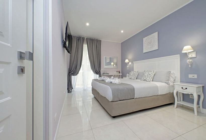 פנסיון Roman Holiday Charming