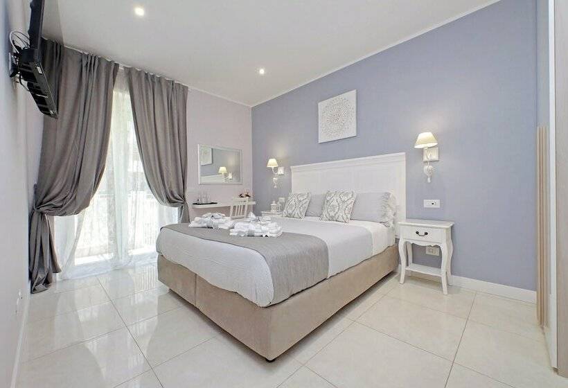 פנסיון Roman Holiday Charming