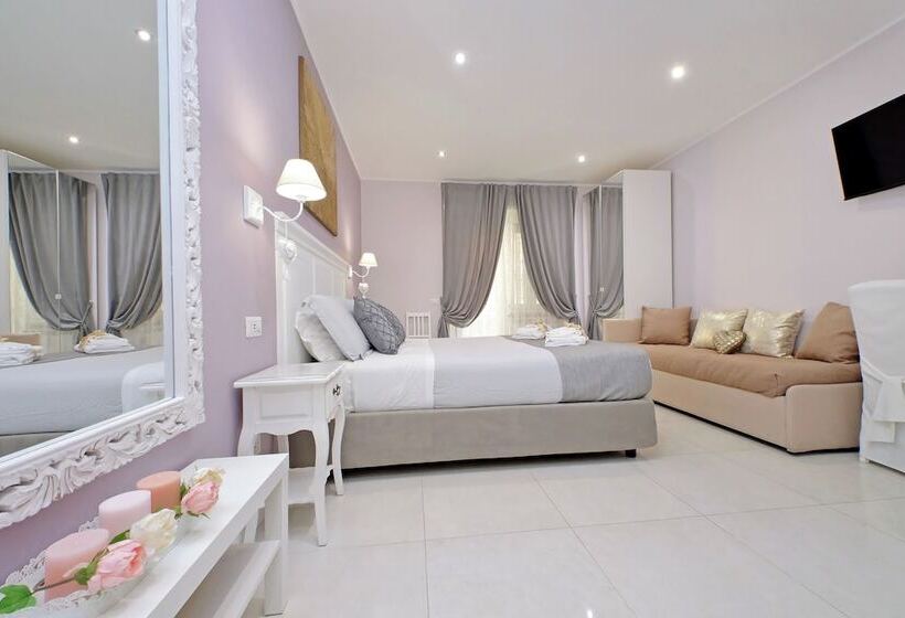 פנסיון Roman Holiday Charming