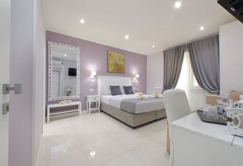 פנסיון Roman Holiday Charming