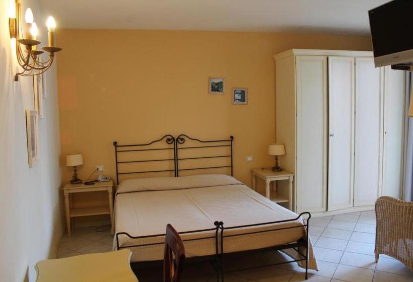 膳宿费 Villa Elite Resort