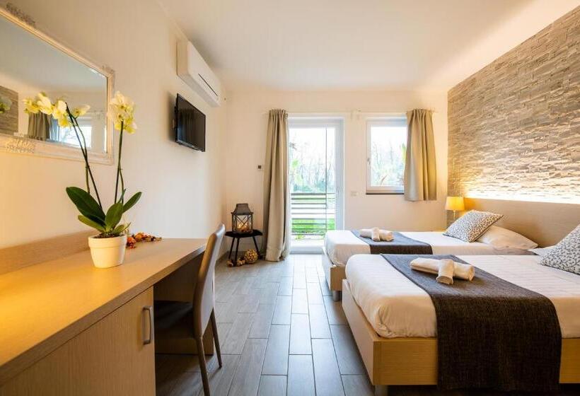 هتل Agriturismo Dolce Luna