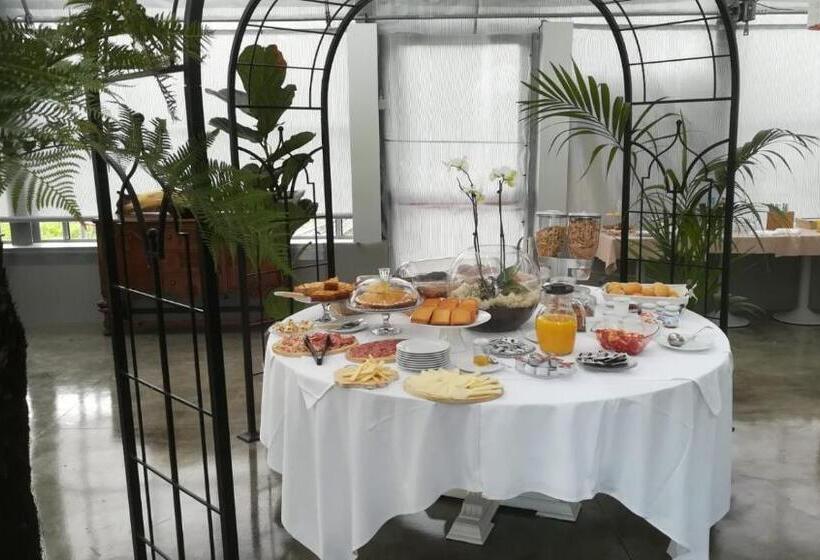 هتل Agriturismo Dolce Luna