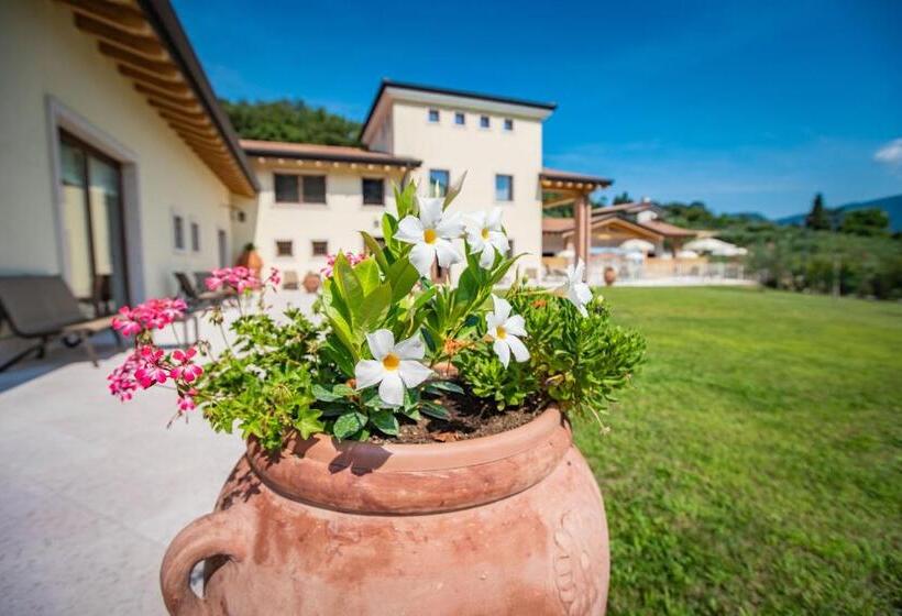 ホテル Agriturismo La Pertica