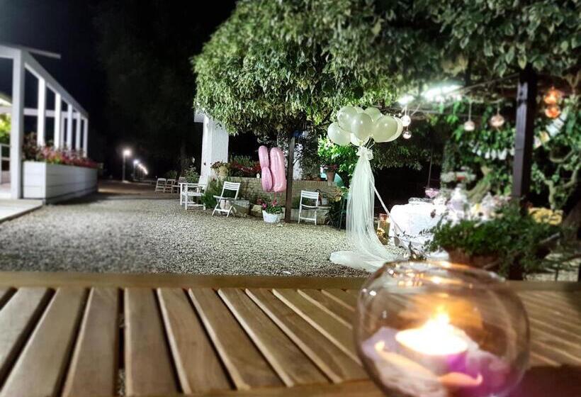 فندق Agriturismo Masseria Mascitelli