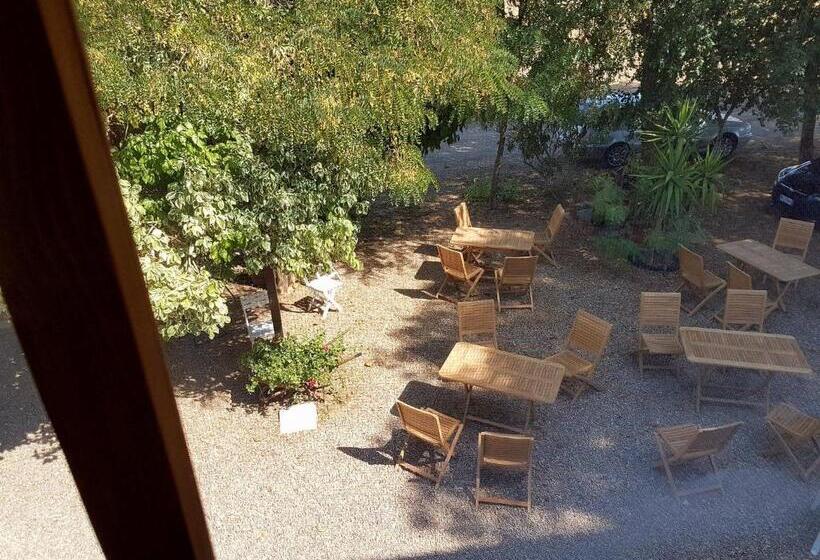 فندق Agriturismo Masseria Mascitelli