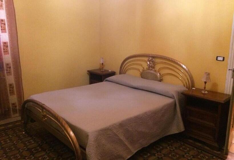 فندق Agriturismo Ristorante Albachiara