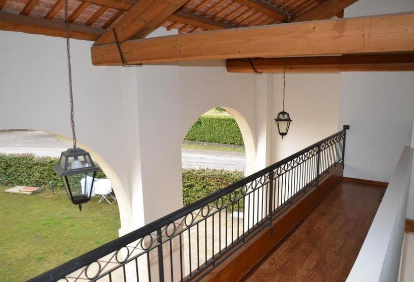 בית מלון כפרי Agriturismo Terra Di Zosagna