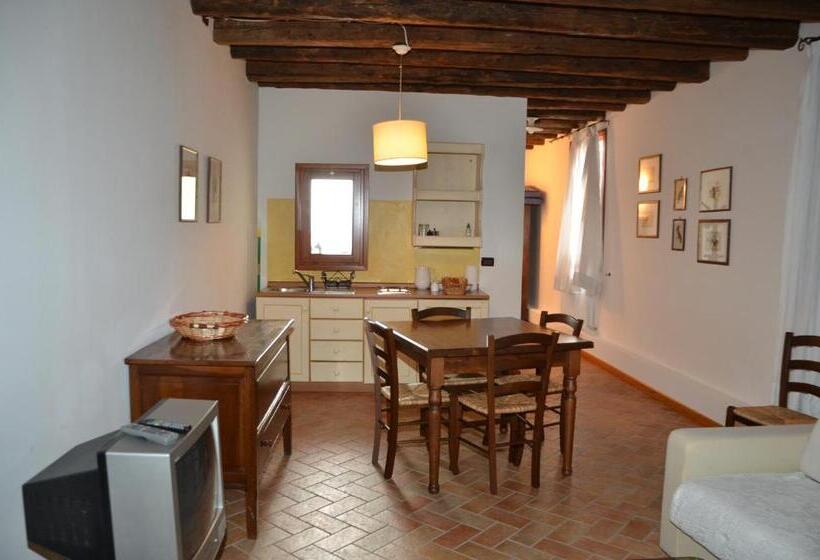 فندق Agriturismo Terra Di Zosagna