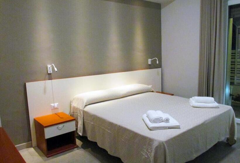 پانسیون A Due Passi Dal Mare