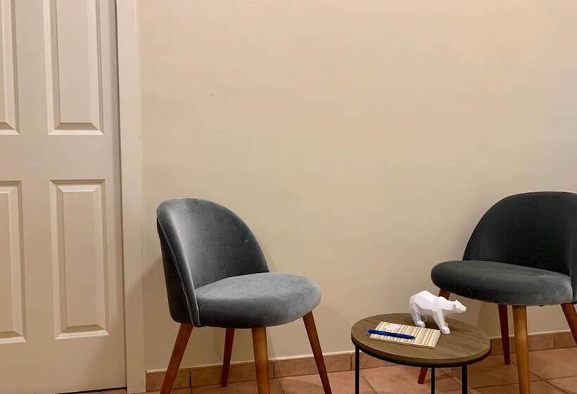 Pensjonat A Due Passi Dal Ponte