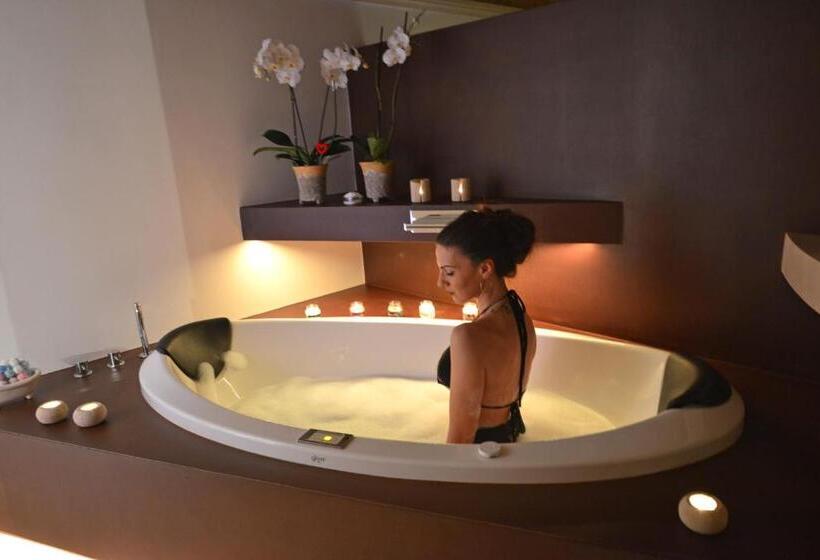 פנסיון Antica Torre Di Iuso