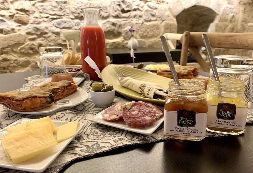 پانسیون Neropece