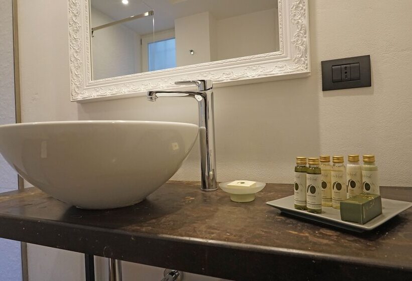 پانسیون Neropece