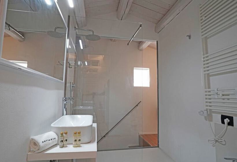 پانسیون Neropece