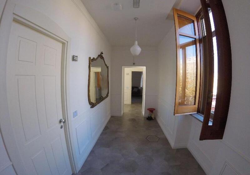 بنسيون Ravida Suites