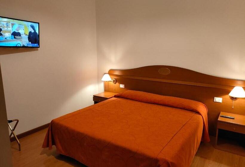 فندق صغير Alloggio Al Ponte