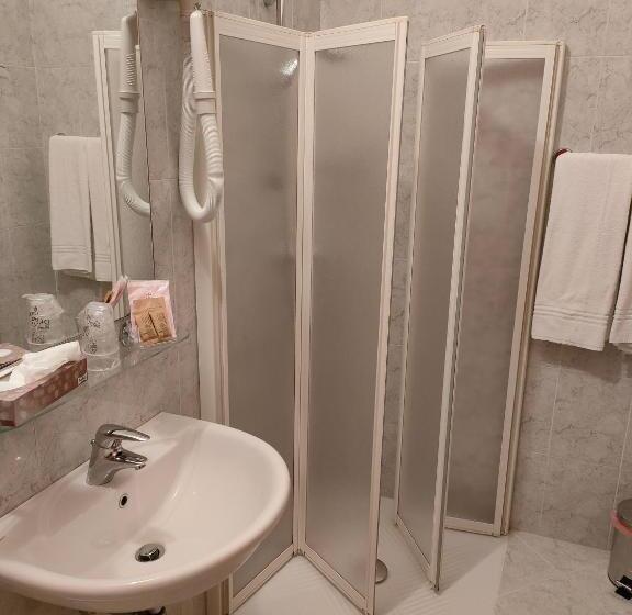 فندق صغير Alloggio Al Ponte