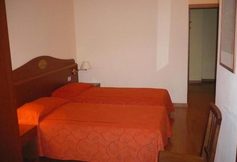 فندق صغير Alloggio Al Ponte