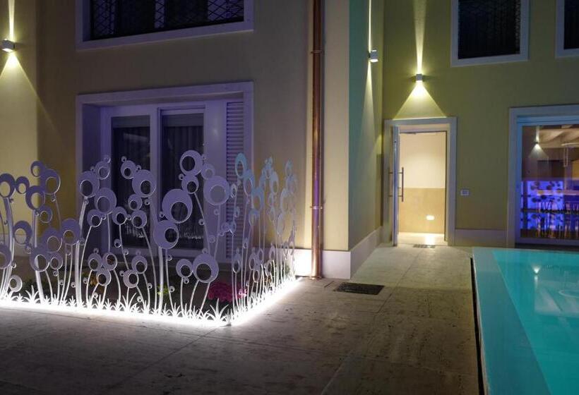 فندق صغير Residenza Ai Capitelli