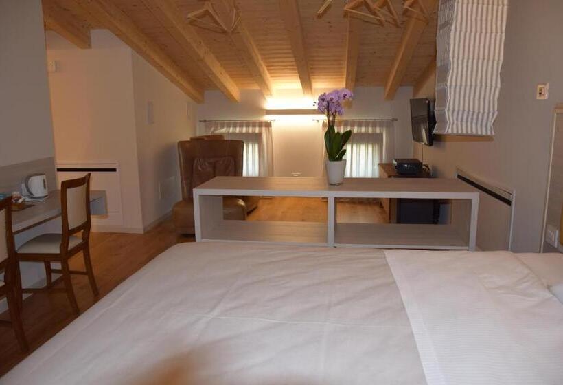 فندق صغير Residenza Ai Capitelli