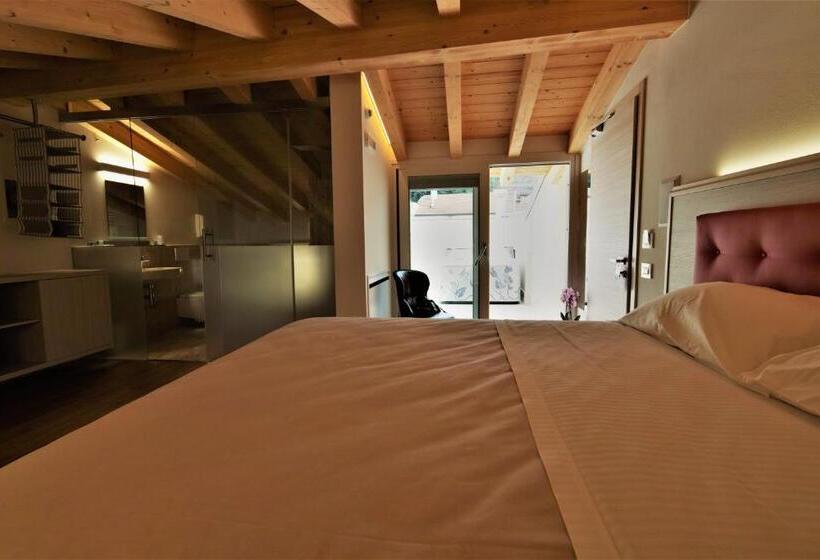 فندق صغير Residenza Ai Capitelli