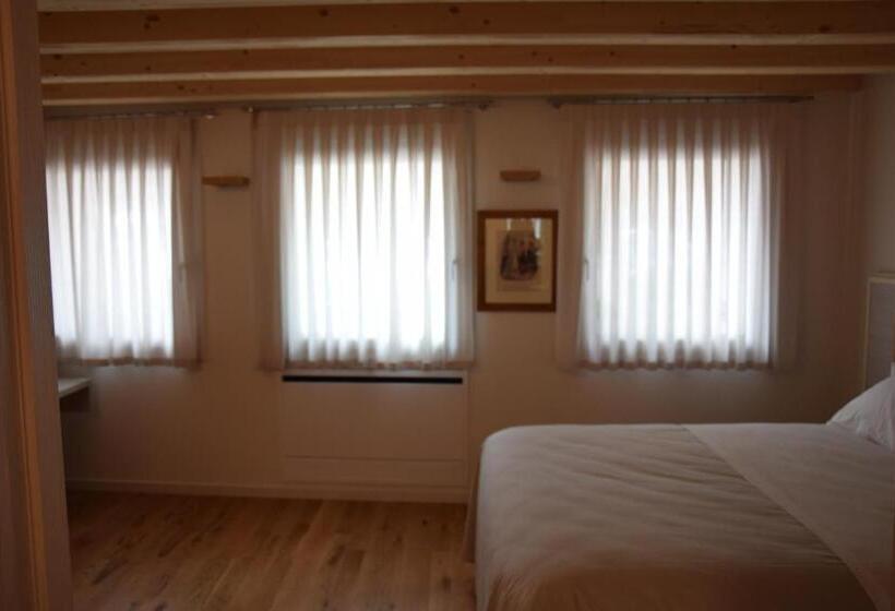 فندق صغير Residenza Ai Capitelli