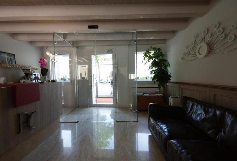 فندق صغير Residenza Ai Capitelli