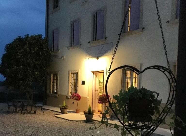 ホテル Agriturismo Casa Aurora