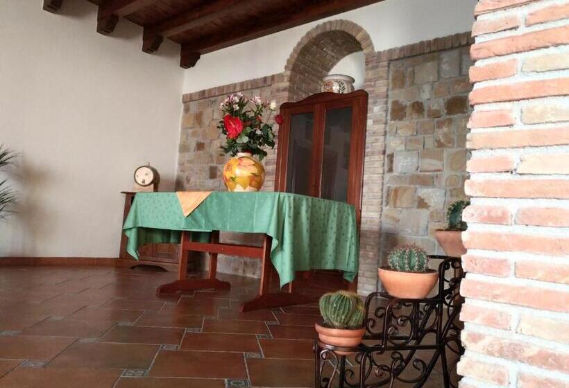 ホテル Agriturismo Le Campanelle   Sicilia   Cefalù