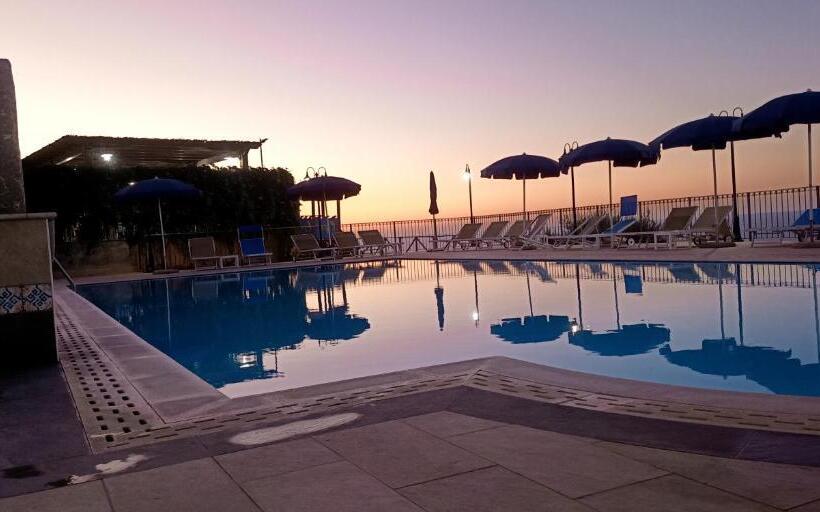 בית מלון כפרי Agriturismo Le Campanelle   Sicilia   Cefalù