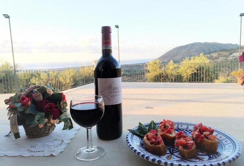 ホテル Agriturismo Le Campanelle   Sicilia   Cefalù