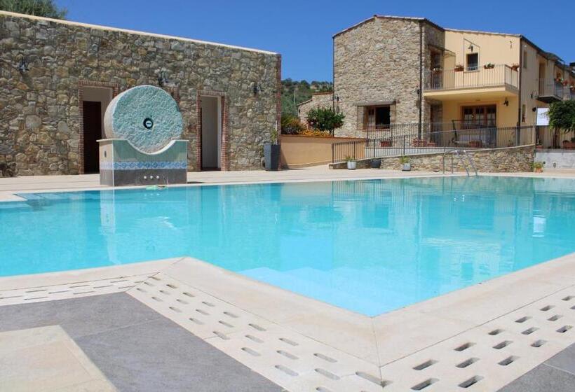 ホテル Agriturismo Le Campanelle   Sicilia   Cefalù