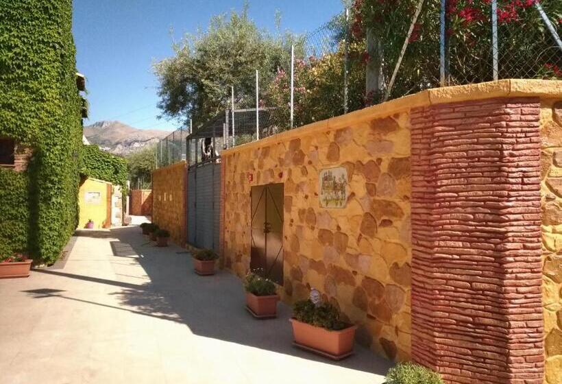 ホテル Agriturismo Le Campanelle   Sicilia   Cefalù