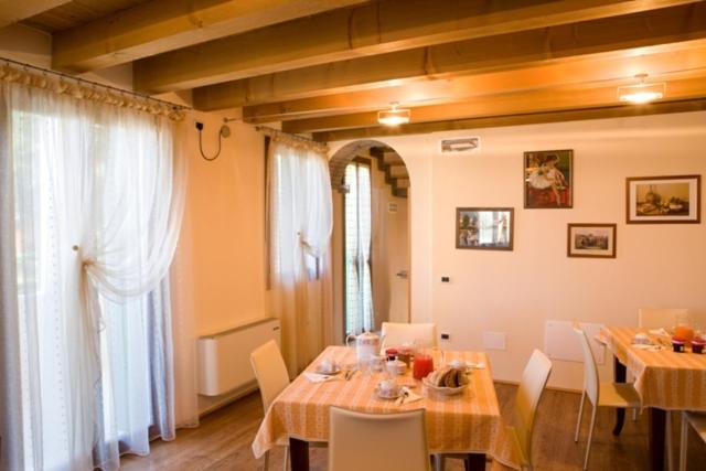 בית מלון כפרי Le Canossiane