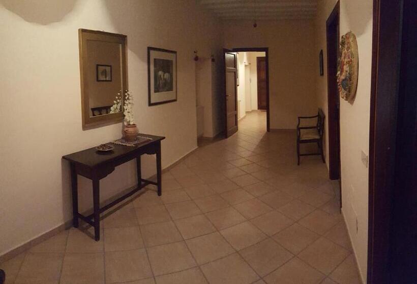 בית מלון כפרי Terre Regionali Toscane