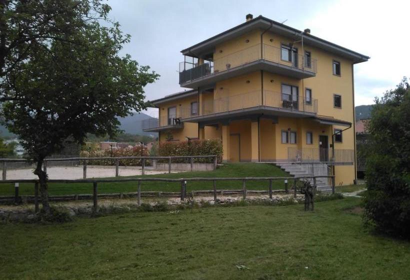 פנסיון Il Boscaiolo Affittacamere