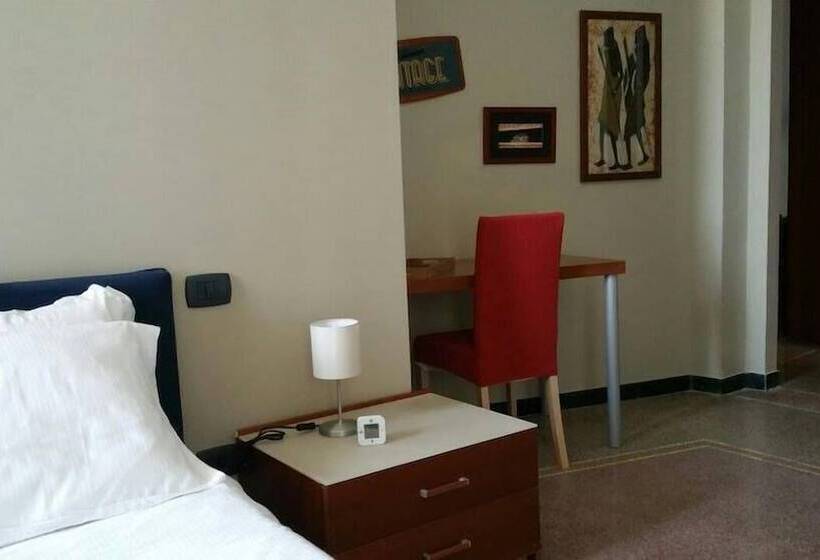 膳宿费 Luna Rooms