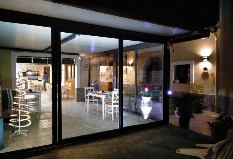 膳宿费 Villa Laura Apartment