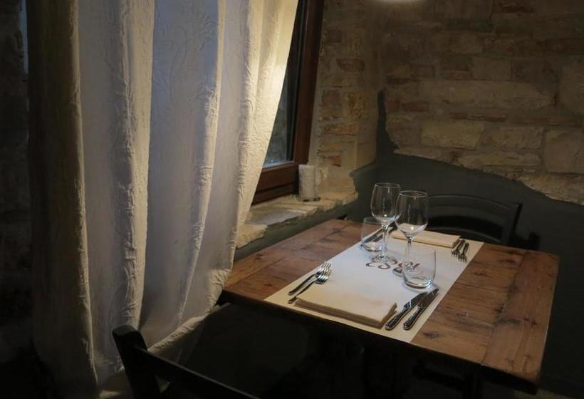 ユースホステル 1883 Restaurant & Rooms