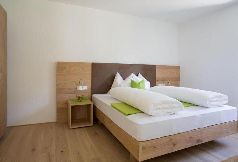 בית מלון כפרי Ferienwohnungen Hochbrunner