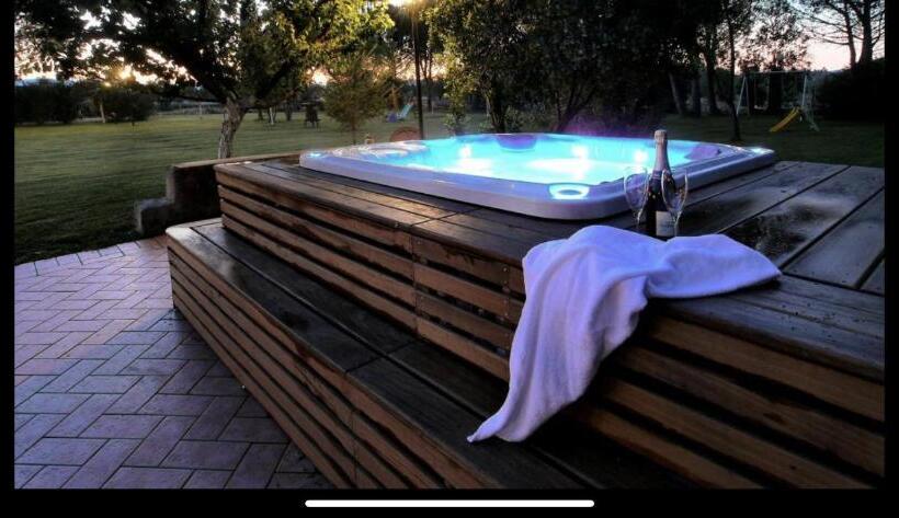 هتل I Giardini Di Varrone